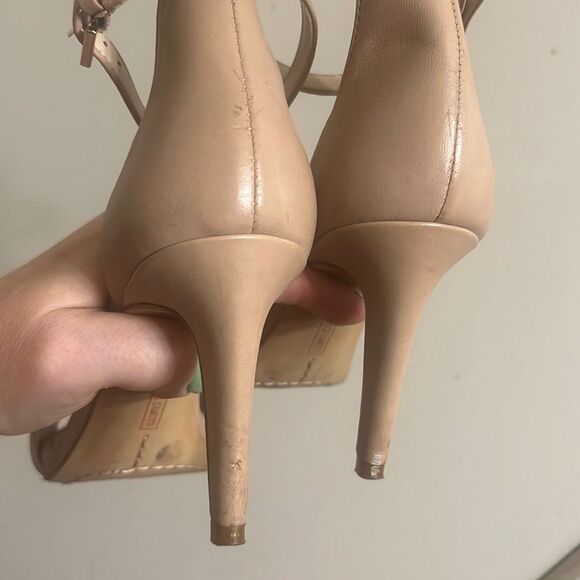 ✨Vince Camuto Court Nude Strappy Leather Sz 6 Heels✨ - Picture 15 of 16